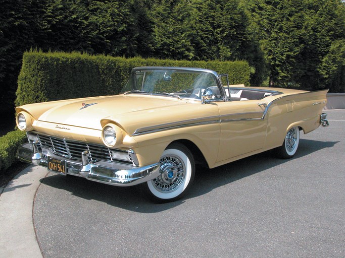 1957 Ford Fairlane 500 Skyliner Retractable Hard Top