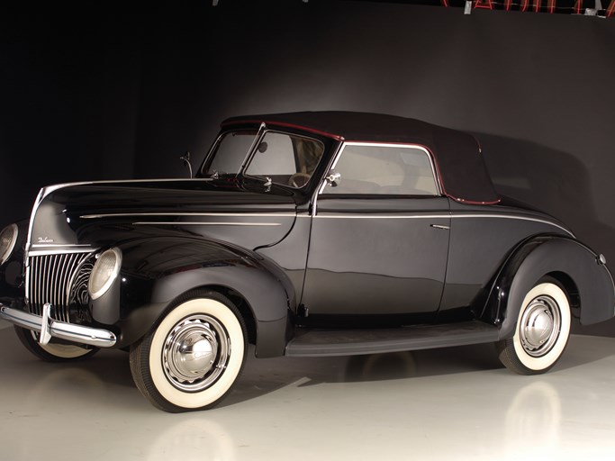 1939 Ford Deluxe Convertible