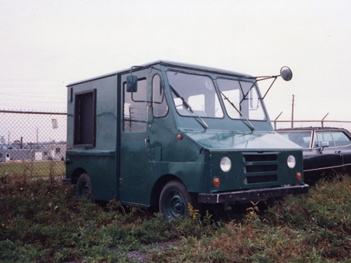 1973 AM General Postal Van