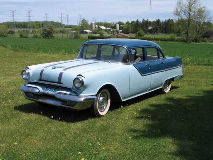1955 Pontiac Sedan