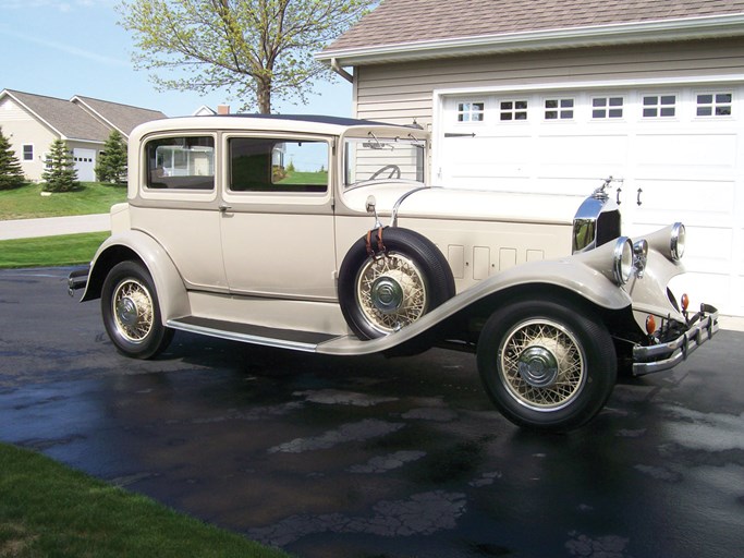 1929 Pierce-Arrow Model 133 Club Brougham