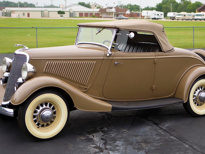 1934 Ford Deluxe Roadster