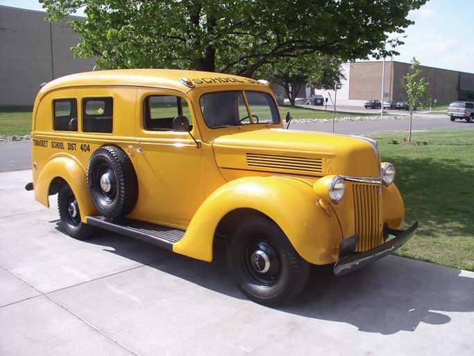 1941 Ford 3/4 Ton Model 11D School Bus