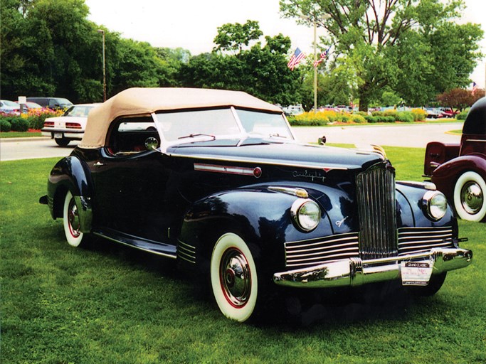 1942 Packard Super 8-180 Victoria