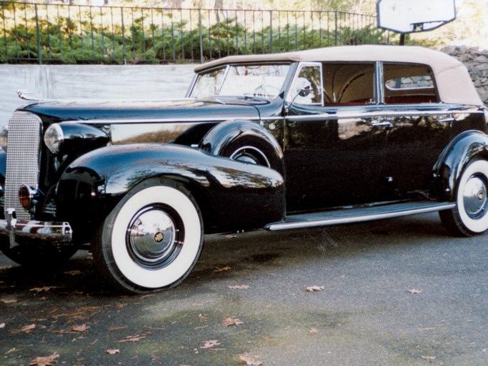 1937 Cadillac V12 Convertible Sedan