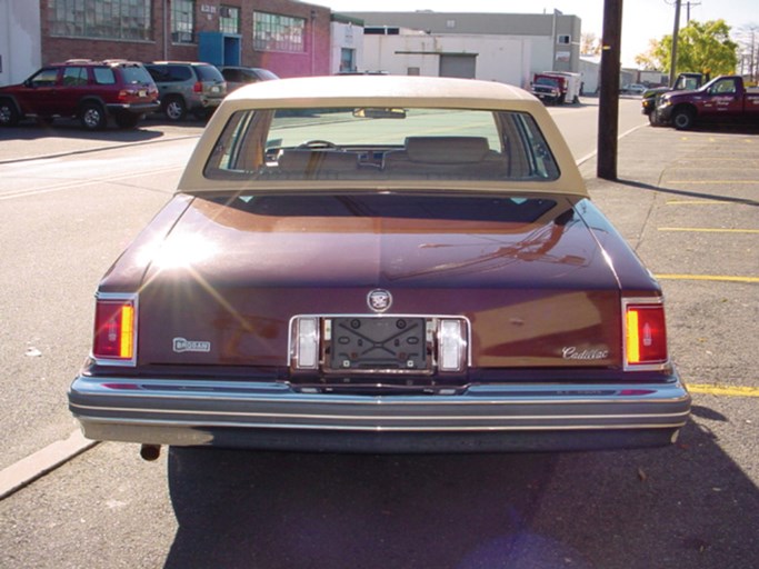 1977 Cadillac Seville 4D