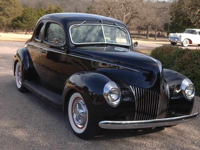 1939 Ford Deluxe Five-Window Coupe Custom