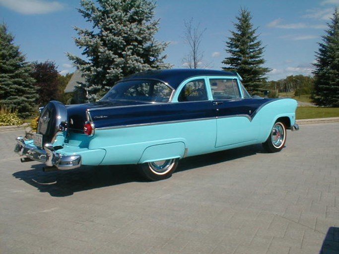 1955 Ford Fairlane 2D