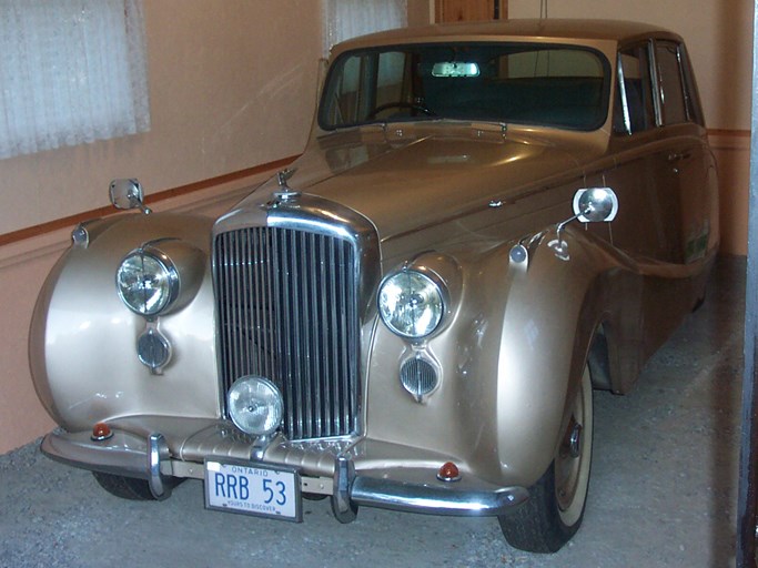 1953 Bentley Mark VI R-Type 4D