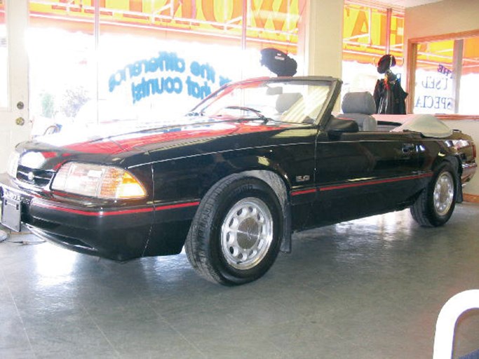 1988 Ford Mustang 5.0 Convertible