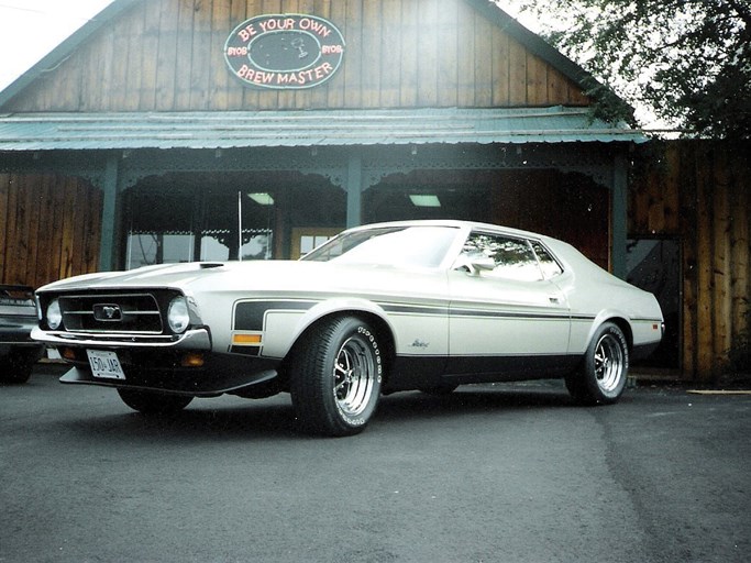 1972 Ford Mustang 2D