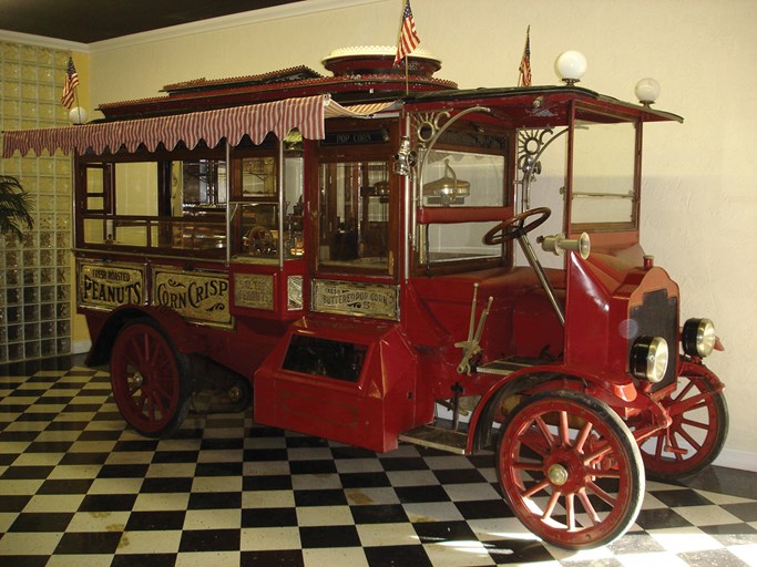 1913 Cretors Popcorn Wagon