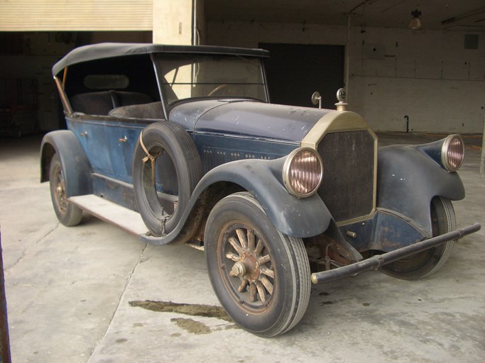 1927 Pierce-Arrow Model 36 Touring