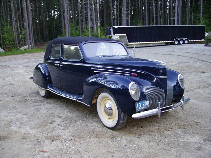 1939 Lincoln Zephyr Convertible Sedan