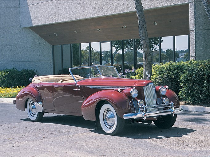 1940 Packard 180 Darrin Conv. Sedan