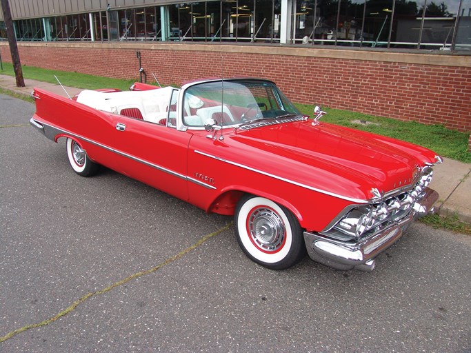 1959 Chrysler Imperial Crown Convertible with Trailer