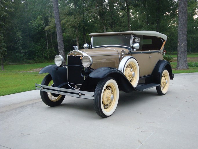 1931 Ford Model A Deluxe Two-Door Phaeton