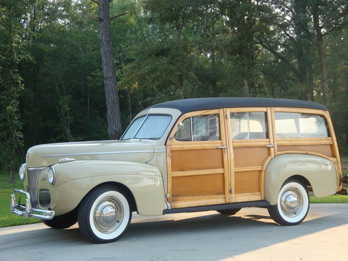 1941 Ford Super Deluxe Station Wagon