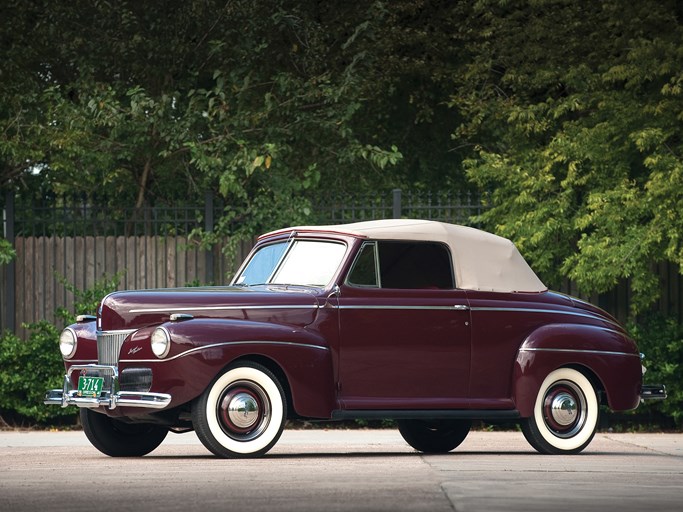 1941 Ford Super Deluxe Tudor Sedan