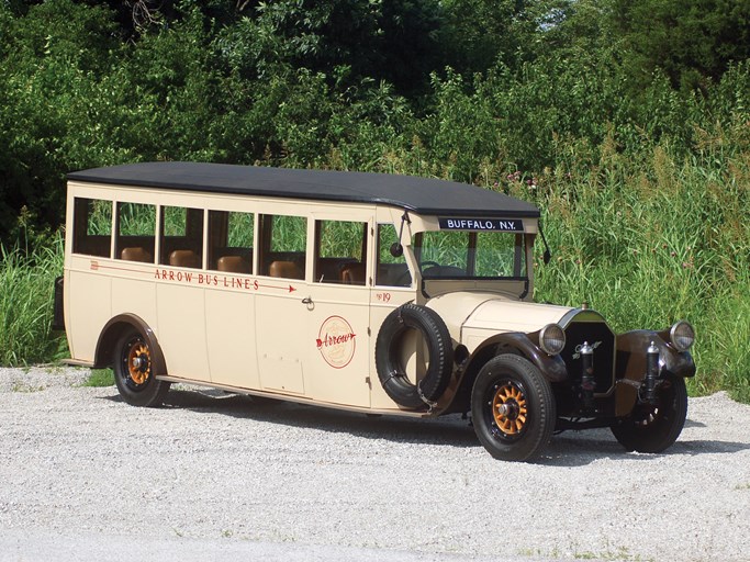 1919 Pierce-Arrow Intercity Coach