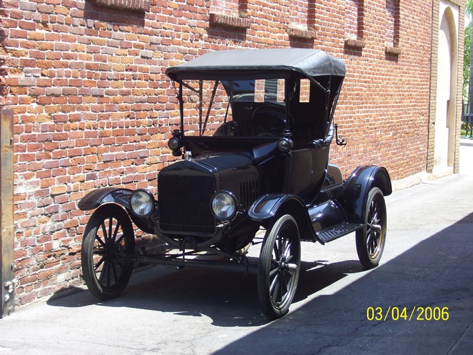 1917 Ford Model T Runabout