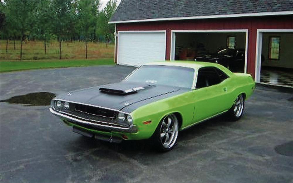 1970 DODGE CHALLENGER CUSTOM 2 DOOR HARDTOP