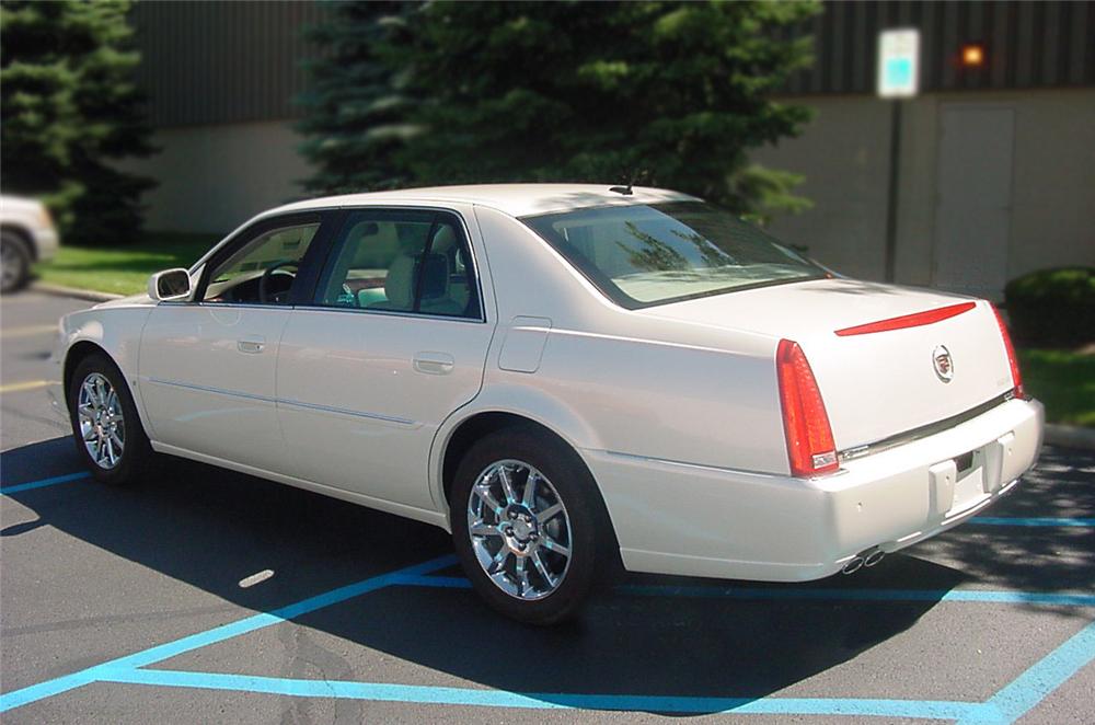 2006 CADILLAC DTS COUPE