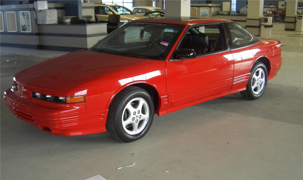 1997 OLDSMOBILE CUTLASS 2 DOOR HARDTOP 