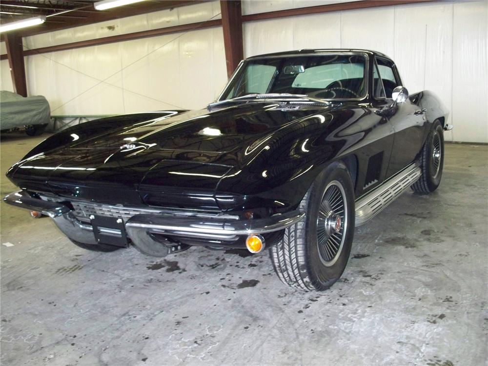 1967 CHEVROLET CORVETTE COUPE