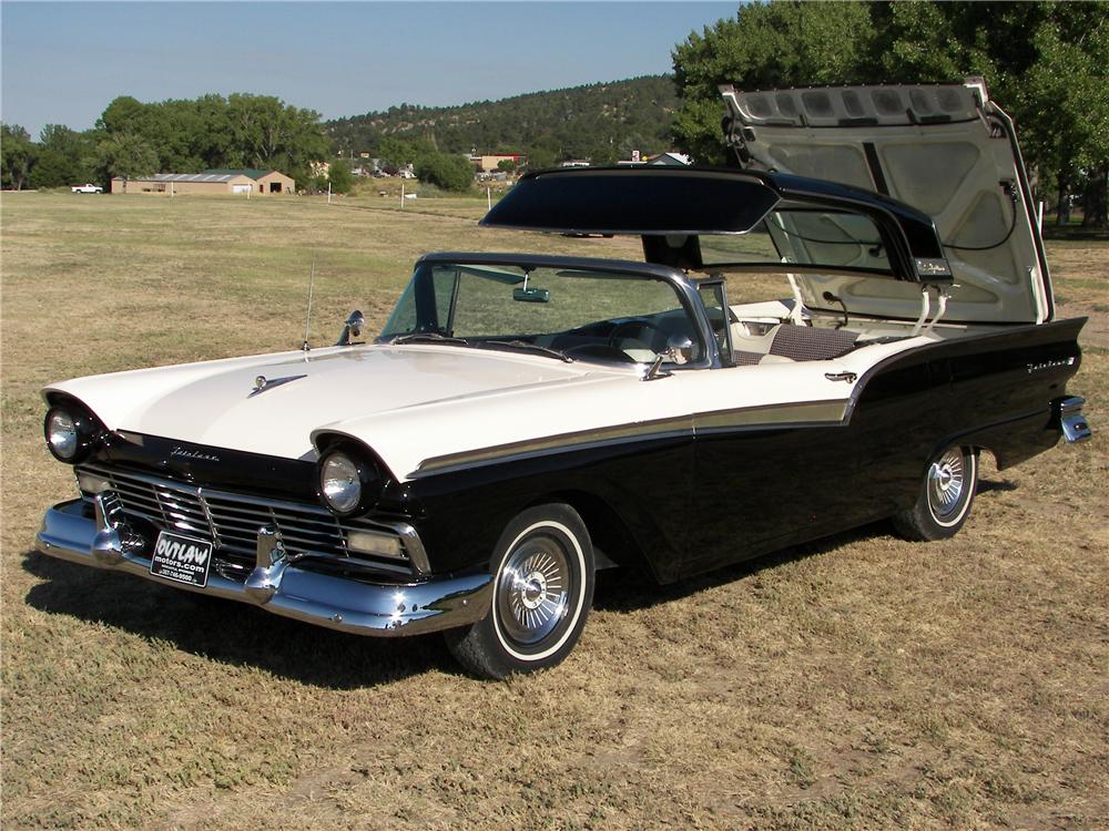 1957 FORD SKYLINER RETRACTABLE