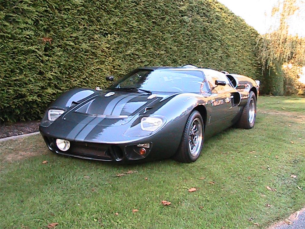 1966 FORD GT40 2 DOOR COUPE