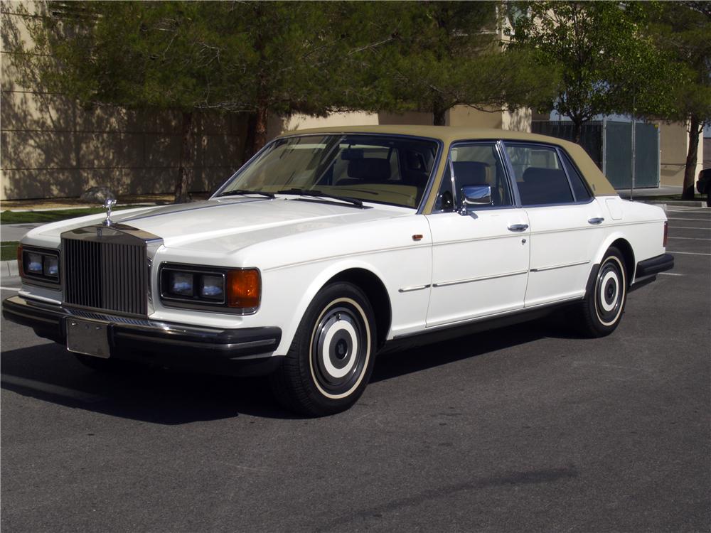 1986 ROLLS-ROYCE SILVER SPUR 4 DOOR SEDAN