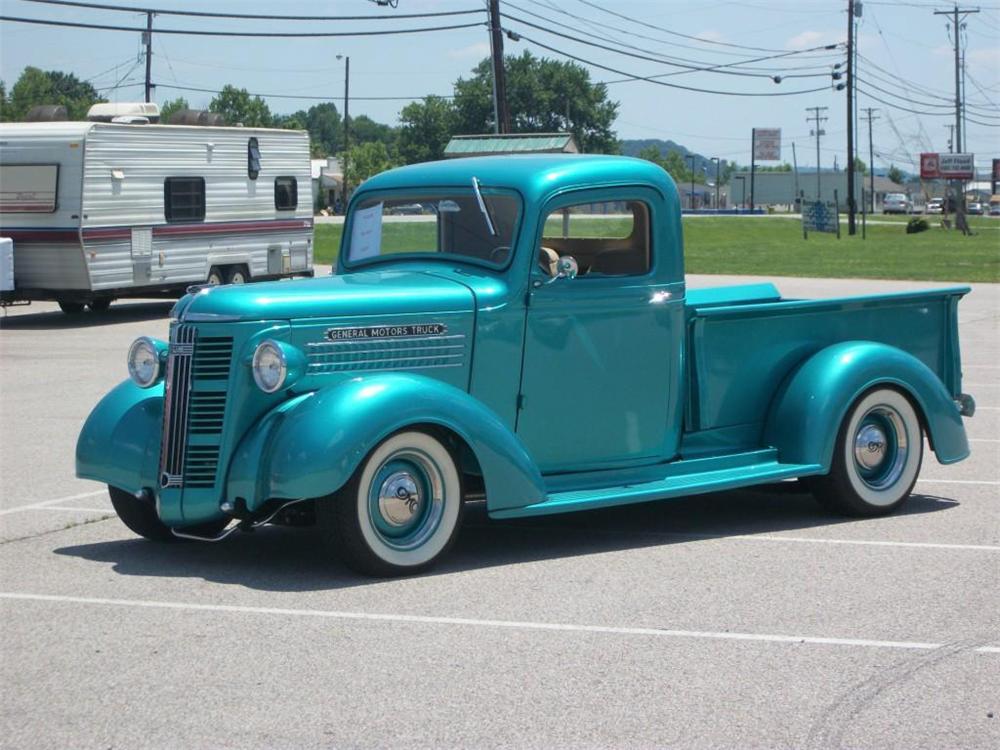 1937 GMC CUSTOM PICKUP on Friday @ 03:00 PM