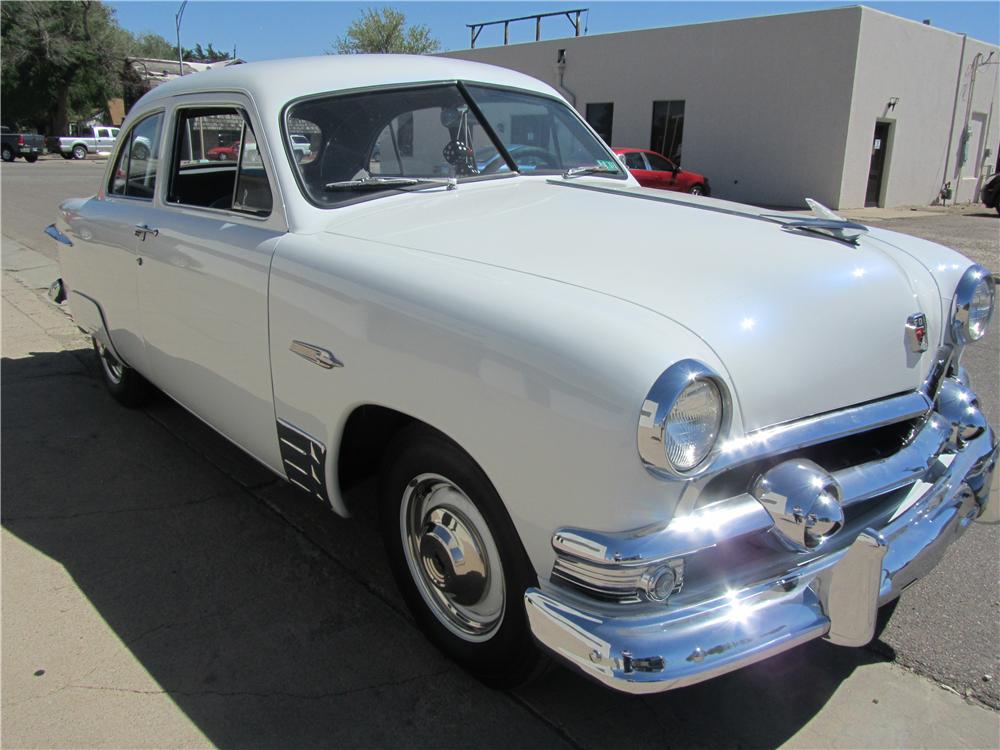 1951 FORD 2 DOOR COUPE