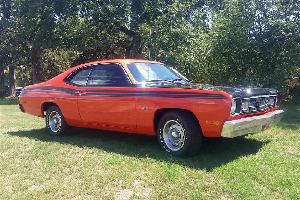 1974 PLYMOUTH DUSTER 
