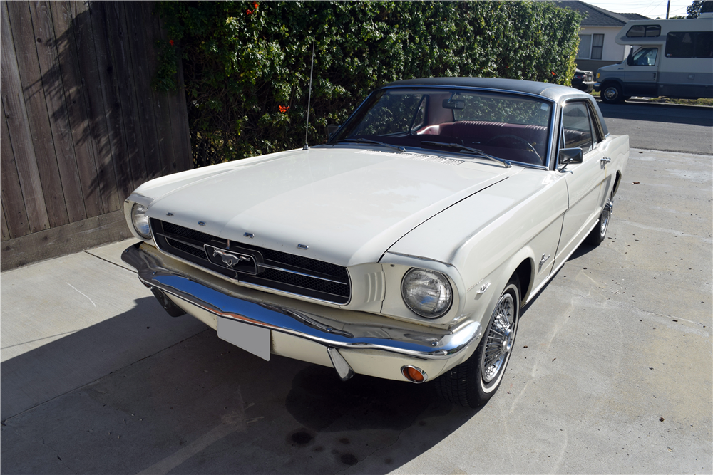 1965 FORD MUSTANG