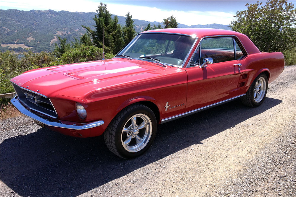1967 FORD MUSTANG 