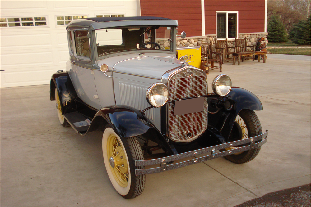 1931 FORD MODEL A DELUXE COUPE