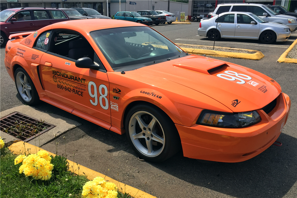 2001 FORD MUSTANG RACE CAR