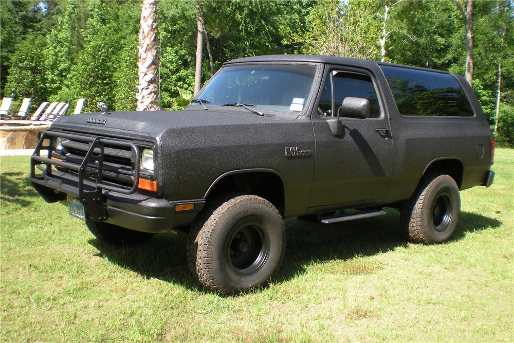 1990 DODGE RAMCHARGER CUSTOM POWER WAGON