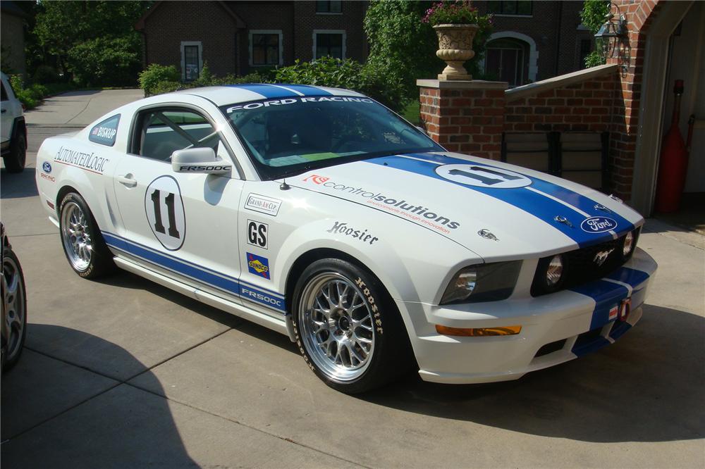 2007 FORD MUSTANG FASTBACK RACE CAR