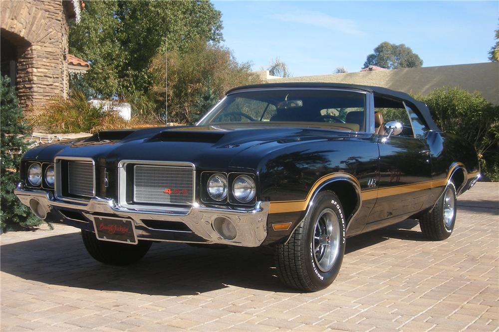 1972 OLDSMOBILE CUTLASS CONVERTIBLE