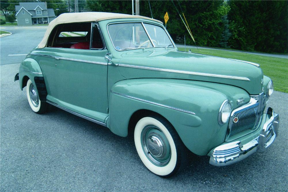 1942 FORD SUPER DELUXE CONVERTIBLE