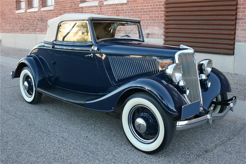 1934 FORD DELUXE CABRIOLET