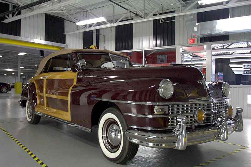 1946 CHRYSLER TOWN & COUNTRY CONVERTIBLE