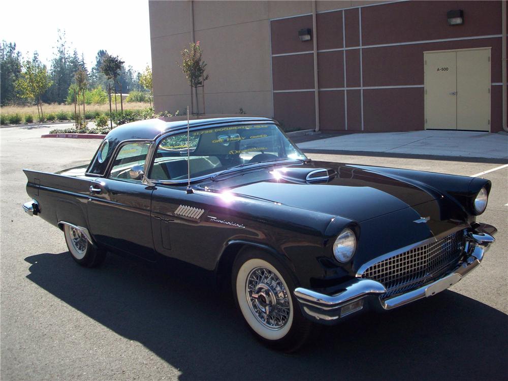 1957 FORD THUNDERBIRD CONVERTIBLE