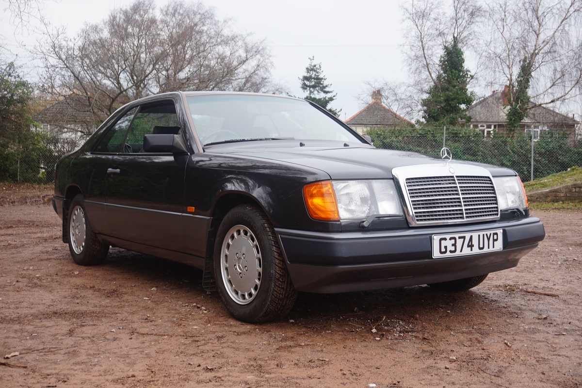 Mercedes 230 CE 1989
