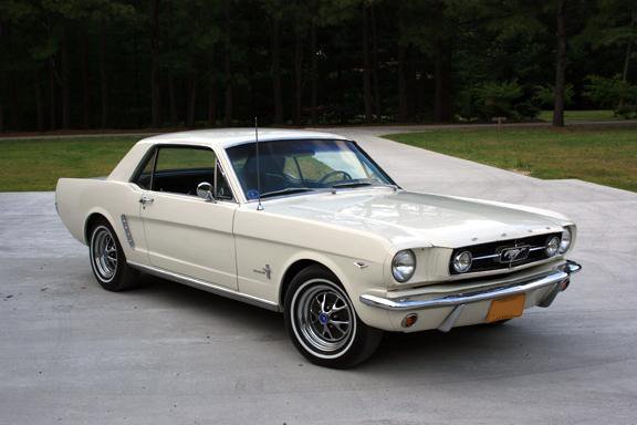 1965 FORD MUSTANG 2 DOOR COUPE