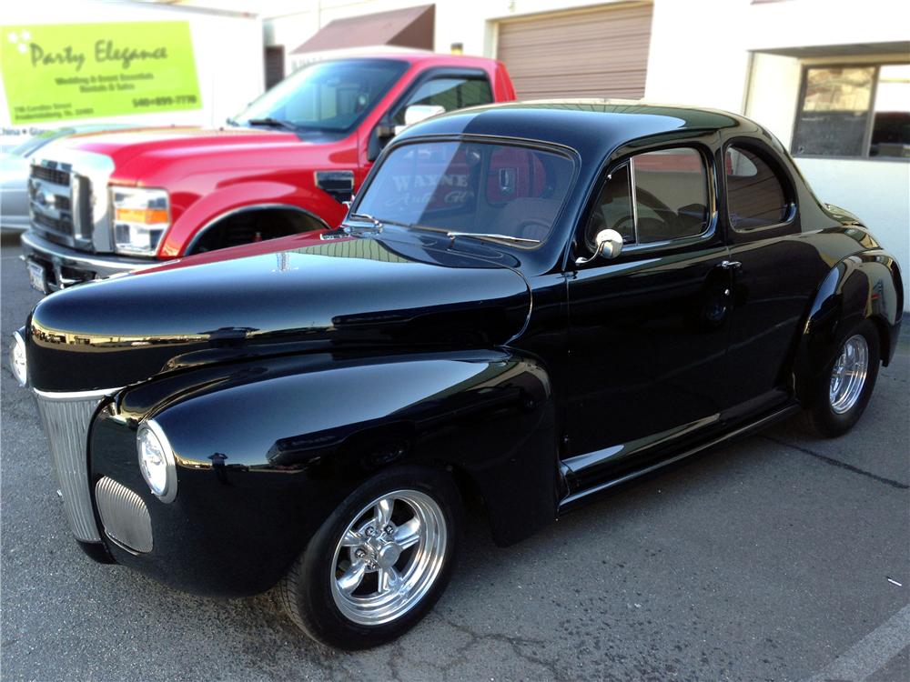 1941 FORD BUSINESS CUSTOM 2 DOOR COUPE