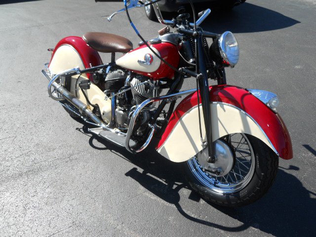 1946 INDIAN CHIEF MOTORCYCLE